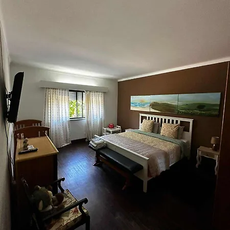 Casa Do Trevo Ubytování v soukromí Salir de Porto